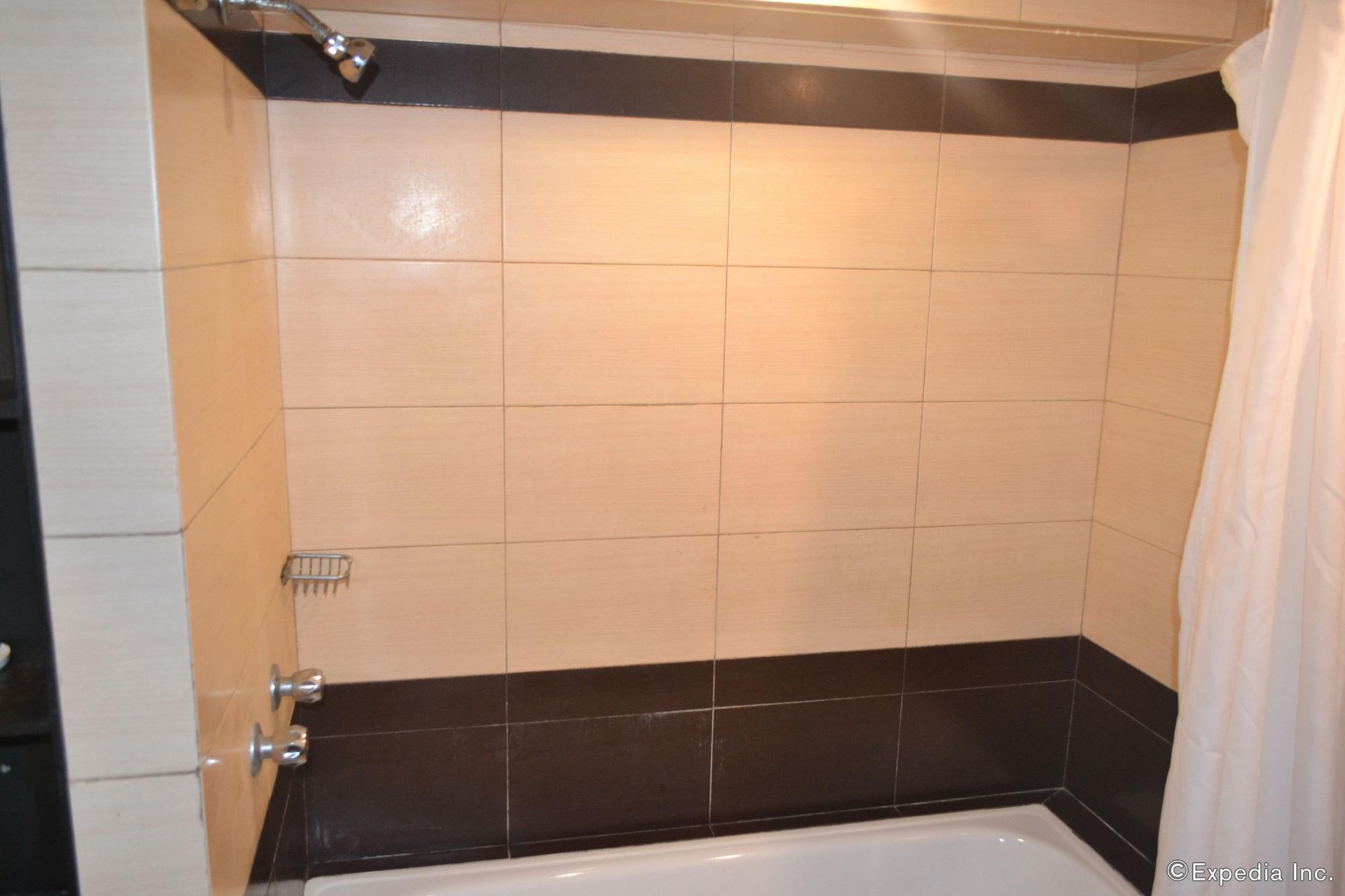 Lancaster Hotel Cebu Lapu-Lapu City Bagian luar foto