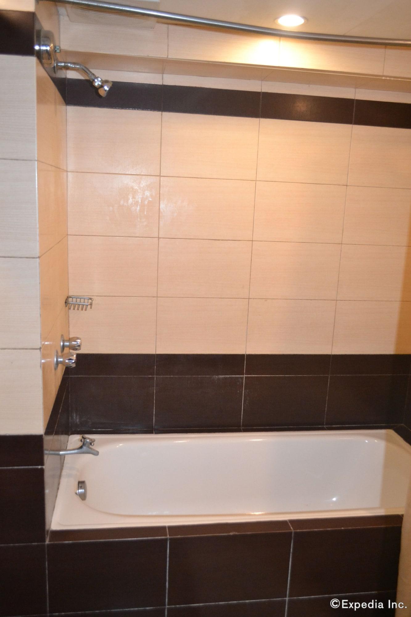 Lancaster Hotel Cebu Lapu-Lapu City Bagian luar foto